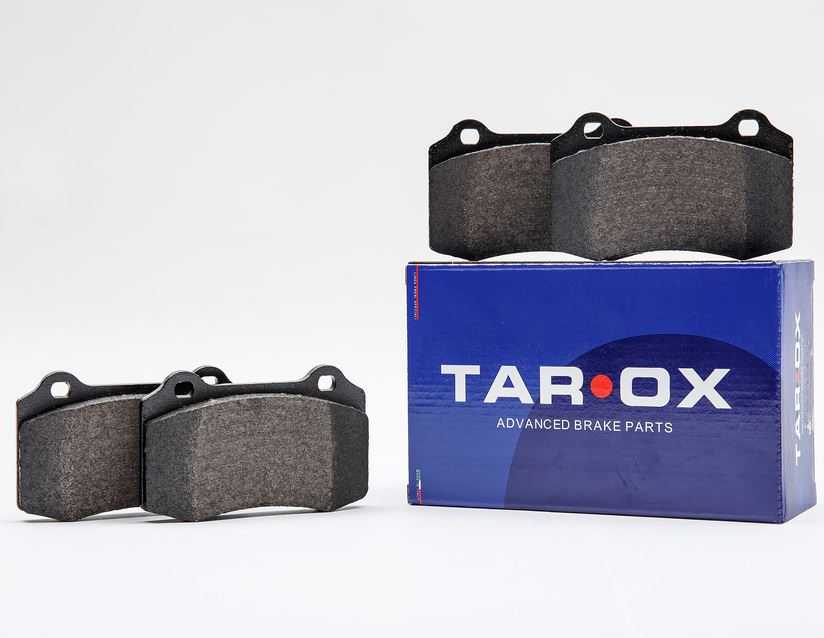 Ford, FIESTA TAROX®* FORD PERFORMANCE FRONT BRAKE PAD KIT WITH FITTING  01/2013