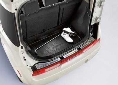 Nissan, Nissan Cube (Z12) Entry Guard, Tailgate