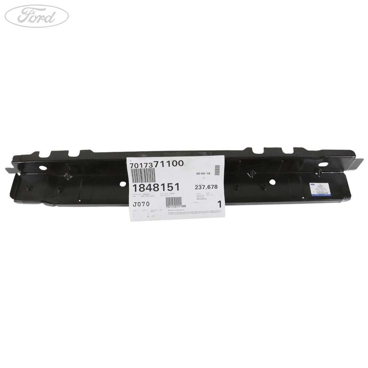 Ford, TRANSIT N/S SIDE STEP FINISHER PANEL ALL 4WD & RWD 14-